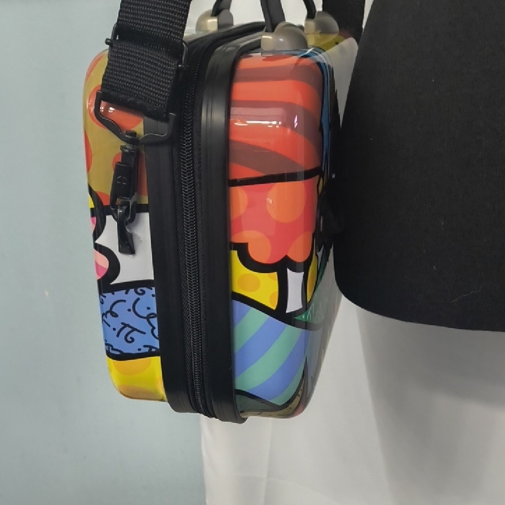 Heys America USA Britto Flowers Hard  Beauty Case Multi-Colored Retired Design - Picture 5 of 16